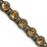 VALUE BRIGHT™ Plastic Rhinestone Banding 1 Row PP26 (SS13) Light Colorado Topaz - Antique Gold